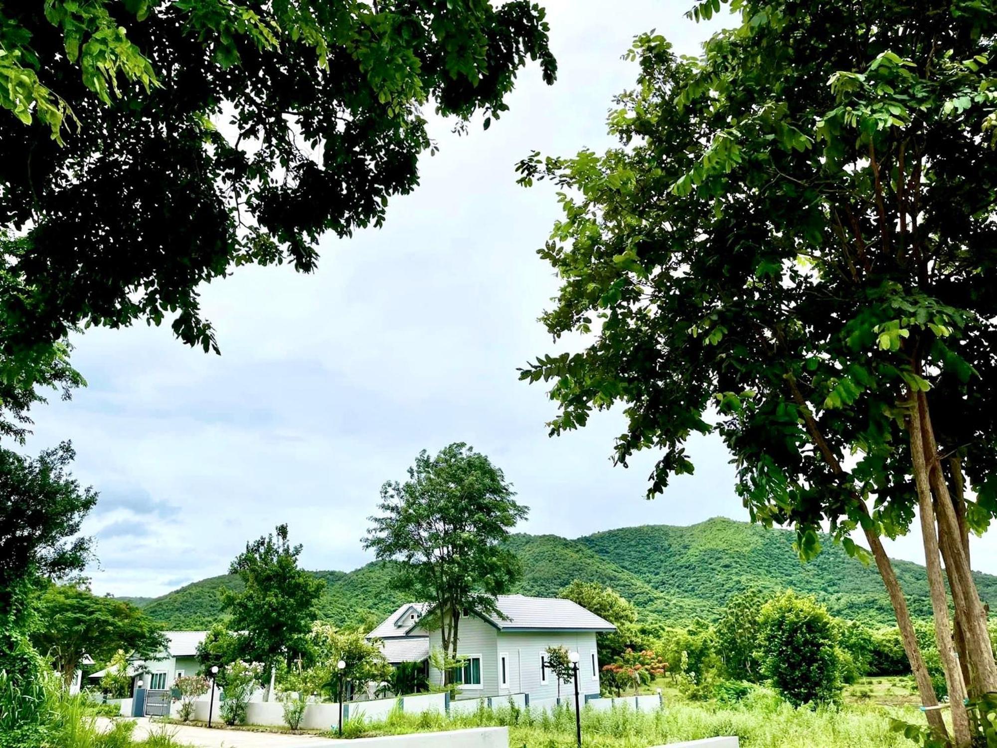 บ้านกลางหุบเขา แก่งกระจาน 외부 사진